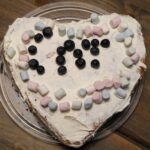 Sospron Satakunnan Käpylän asuinyksikön kakku Care Day -juhlapäivänä 2023